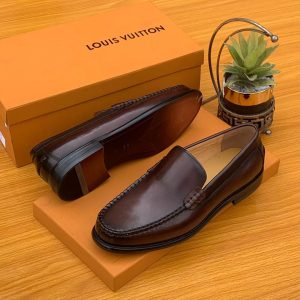 Louis Vuitton Men Corporate Leather Shoe